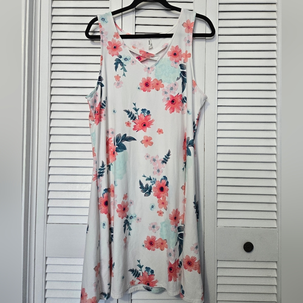 🟢 Floral Sleeveless Dress - White and Pink